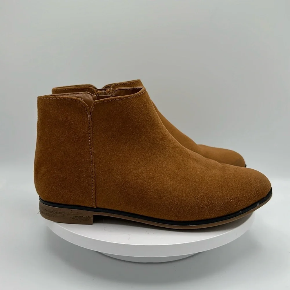 CAT & JACK Girls’ Faux Suede Boots, Size 1
